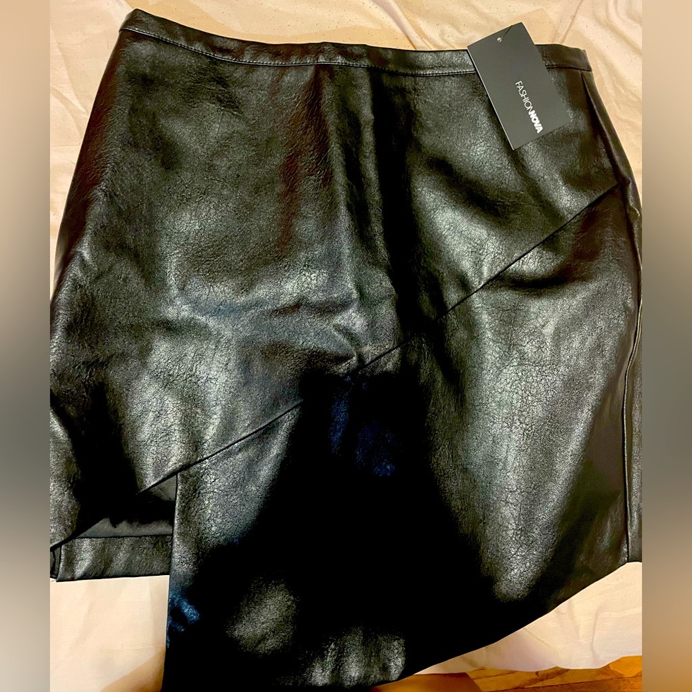 FashionNova For the Night Mini Skirt Black Size XL